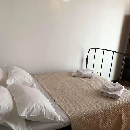 펜션 House With Port View 안티파로스
